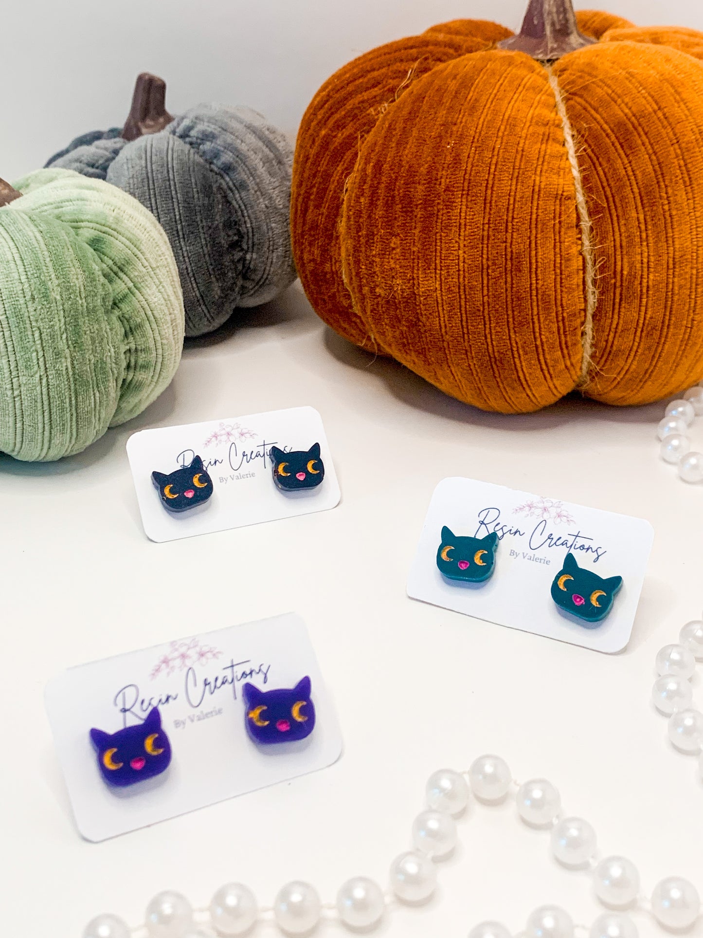 Cat Studs