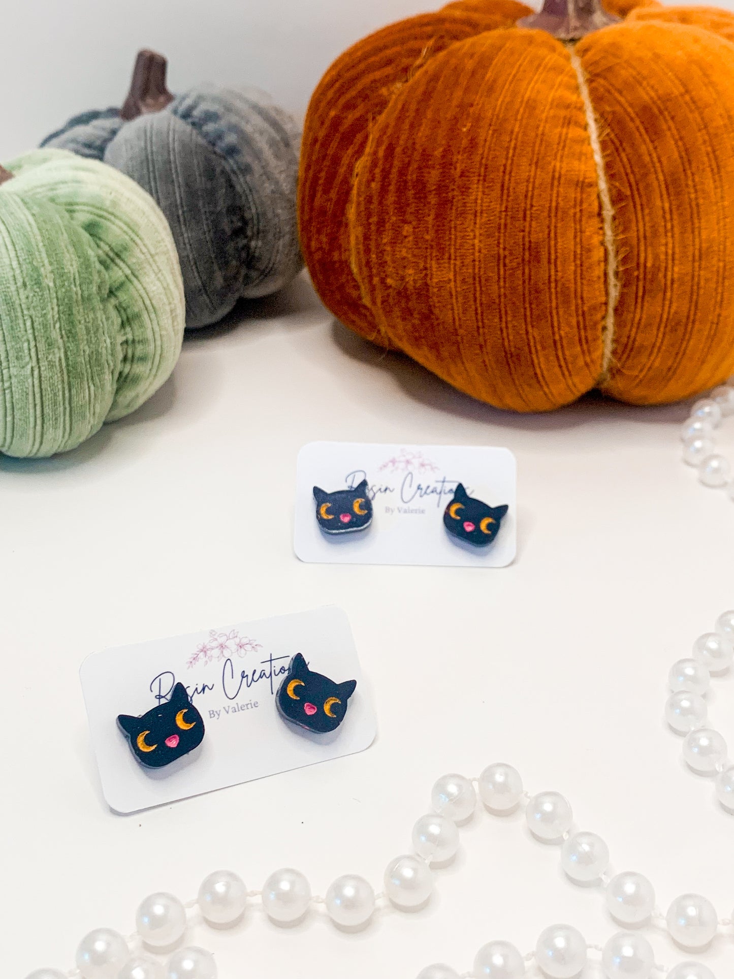 Cat Studs